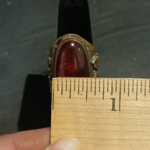 Vintage Red and Gold Tiebten Ring - Picture 9 of 10